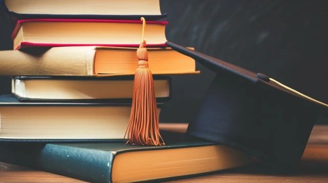 大學(xué)語文文學(xué)常識(shí)集錦(大學(xué)語文文學(xué)常識(shí)大全)
