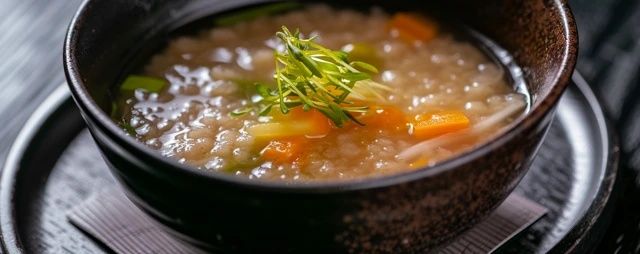 學(xué)會(huì)自制云南特色甜品:乳扇糯米酒甜湯
