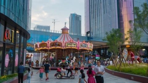 威海逛街好去處大盤點：當(dāng)?shù)責(zé)衢T商場推薦，購物血拼必看！