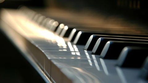 鋼琴鍵盤詳解：音區(qū)劃分、基本樂理與音符識(shí)別指南