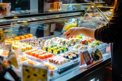 在當(dāng)前的餐飲市場中，尋找投資少回報多的項目需要深入分析市場趨勢和消費者需求