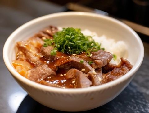探秘漢口水塔美食街：午間吃什么，由我來決定！