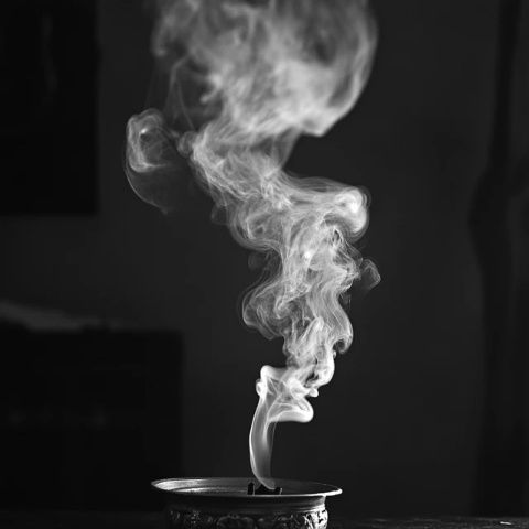 中國(guó)人必知的文化常識(shí)一個(gè)時(shí)辰是2小時(shí)，一瞬間是0.26秒，一炷香是30分鐘