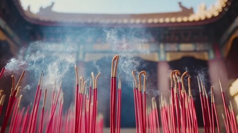 中國(guó)人必知的文化常識(shí)一個(gè)時(shí)辰是2小時(shí)，一瞬間是0.26秒，一炷香是30分鐘