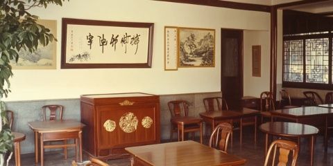 一碗牛肉粉半個(gè)世紀(jì)情：重慶南岸區(qū)新開(kāi)食肆引回憶