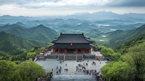 路哥路嫂帶著全家總動員，直奔普陀山祈福去啦！這熟悉的場景，簡直是年度保留節(jié)目！