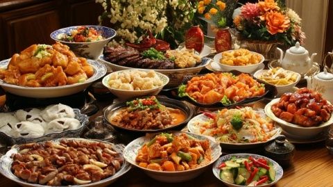 金蛇年大年初四必吃！7款傳統(tǒng)美食寓意滿滿，新年好運(yùn)從餐桌上開始！