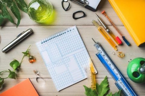 初中透鏡成像知識大全：規(guī)律、作圖與公式一網(wǎng)打盡