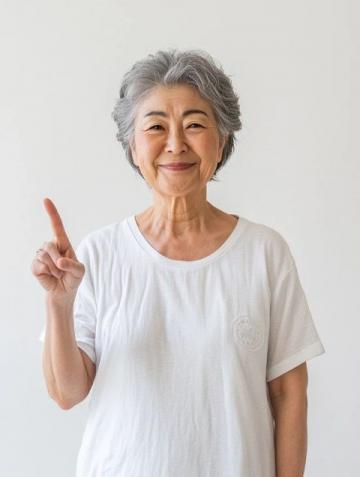 一位70歲優(yōu)秀的退休女英語(yǔ)老師肺腑直言花一個(gè)星期，你只要把這些英語(yǔ)基礎(chǔ)知識(shí)