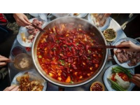 舌尖之旅：中國美食國際化進(jìn)程與全球文化交融