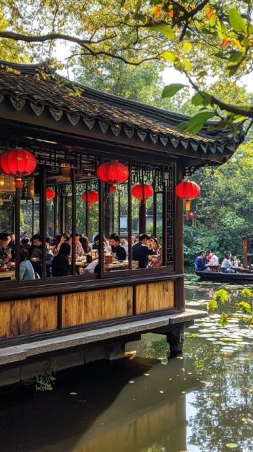 杭州塘棲古鎮(zhèn)舉辦“大運(yùn)河美食·非遺集市”活動(dòng)，展現(xiàn)沿岸特色文化
