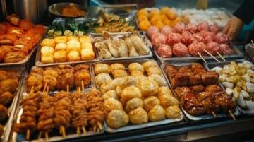探訪南京必吃美食：小潘記鴨血粉絲湯，排隊(duì)也值得！