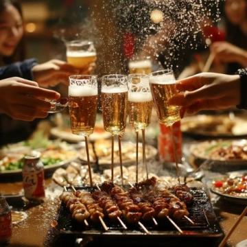 很多人對(duì)三亞的餐飲不以為然，吐槽的不少,價(jià)格貴，不好吃，除了海鮮沒什么特別的
