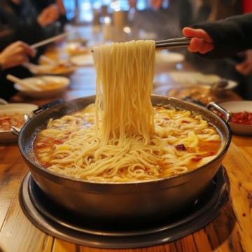 鄭州地道美味探秘:10款不可錯(cuò)過(guò)的特色美食之旅