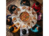 陜西、甘肅、河南一帶，過年桌上涼菜先登場，而且數(shù)量不少，這可讓不少人犯嘀咕