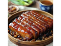 色澤金黃誘人!排骨年糕這樣做最好吃，外酥里嫩，上桌就被搶光