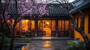 夜游橫店清明上河圖:燈光璀璨再現(xiàn)大宋盛世風情