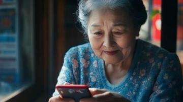 160斤大齡女性帶親戚做自媒體，年入三四十萬(wàn)：不靠顏值，用內(nèi)容撬動(dòng)人生新篇章