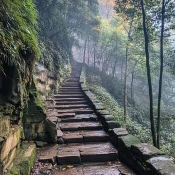 膽小慎入！探索湖北五峰柴埠溪大峽谷的驚險之旅