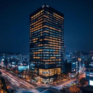 太原市和平北路上的八大祥搬家了，現(xiàn)在位于漪汾街與和平北路口