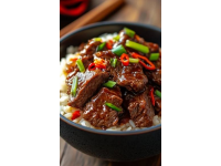 創(chuàng)意融合：豬肉版抓飯——探索傳統(tǒng)與創(chuàng)新的交匯點(diǎn)