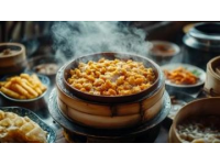 南昌作為江西省的省會，擁有豐富的美食文化，尤其是贛菜以其鮮辣、咸香、濃郁的口味著