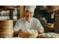 河南阿五美食董事長的樊勝武：美食企業(yè)的掌舵者

生成過程解釋：
2. 將這些信息重新組織，使其更加流暢自然。