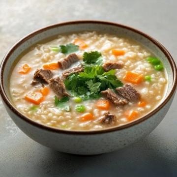寧夏中衛(wèi)必嘗美食攻略:羊肉泡饃與涼皮推薦
