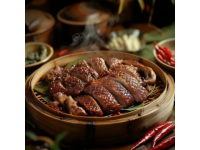 山東作為中國八大菜系之一魯菜的發(fā)祥地，憑借其豐富的食材、考究的烹飪技藝和深厚