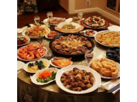 阿聯(lián)酋海鮮大餐只需200多塊，豐儉由人嘗美食