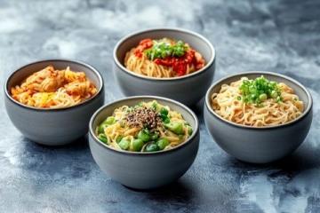 韓國代表性美食:清爽冷面體驗(yàn)