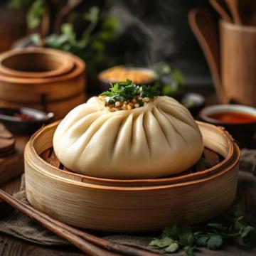 中國(guó)各地傳統(tǒng)美食介紹：北京烤鴨、廣東叉燒包等地域特色佳肴