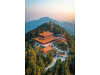 在中國的廣袤大地上，隱藏著許多人間仙境，其中之一就是位于湖北省十堰市的武當山