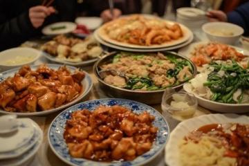 山東美食：豐富多樣、風(fēng)味獨(dú)特的佳肴盛宴