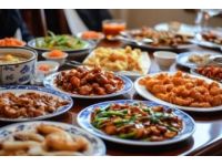 午飯點(diǎn)帶家人前往鹿鳴春品嘗特色菜肴