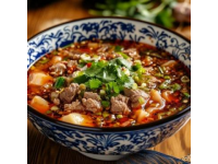 寧夏的美食融合了回族飲食文化和西北地區(qū)的風味，具有獨特的地域特色
