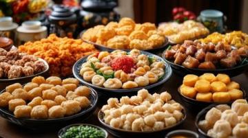 新疆必嘗特產(chǎn)：切糕、葡萄干、堅(jiān)果，每一口都是西域風(fēng)情！