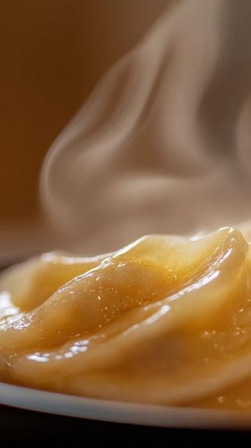 新疆特色美食:香酥可口的烤包子不容錯(cuò)過