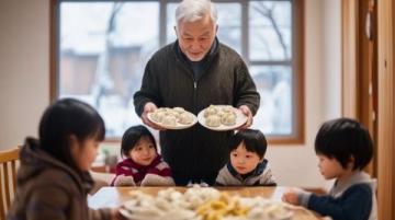 在五峰山口，在杏花深處，吃到最正宗的＂熬菜＂和最松脆的＂貼餅子＂,＂熬菜＂應(yīng)該算