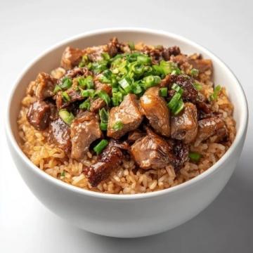 京醬肉絲，拌飯的靈魂美食，醬香四溢，一口難忘