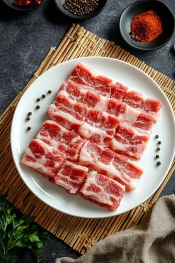 全網(wǎng)最火粉蒸肉秘訣大公開！祖?zhèn)髋浞?科學(xué)改良，一口軟糯香到骨頭里