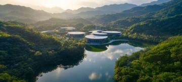 國(guó)家級(jí)AAAA景區(qū)·山水化湖:融合水文景觀與紅色文化的休閑勝地