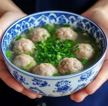 天熱做菜要簡單快手，這道菜幾分鐘搞定，營養(yǎng)美味兩不誤