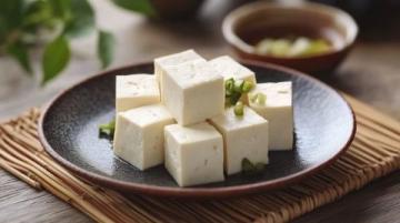 夏季孩子補鈣食譜：雞蛋豆腐餅，簡單易消化早餐