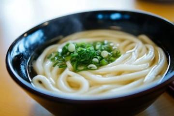 貴州一殯儀館米粉為什么會(huì)好吃到排長(zhǎng)隊(duì)？