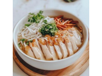 揭秘湛江白切雞的美味密碼！廣東人必嘗的“黃金雞