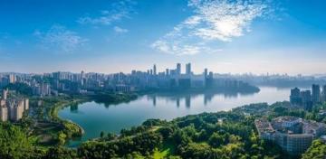 重慶周末游去處豐富多樣，結(jié)合市區(qū)打卡、自然風(fēng)光、文化體驗和小眾玩法