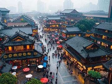 重慶旅游攻略必看！打卡網(wǎng)紅景點(diǎn)、品嘗地道美食，全部在這里。