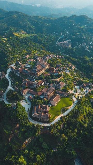 襄陽(yáng)必游景點(diǎn)推薦：古隆中、襄陽(yáng)古城等歷史文化遺跡與自然風(fēng)光游覽指南