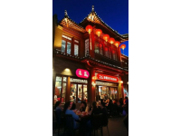 佛山熱門餐廳5點(diǎn)前爆滿，排隊(duì)超百人，人氣爆棚！